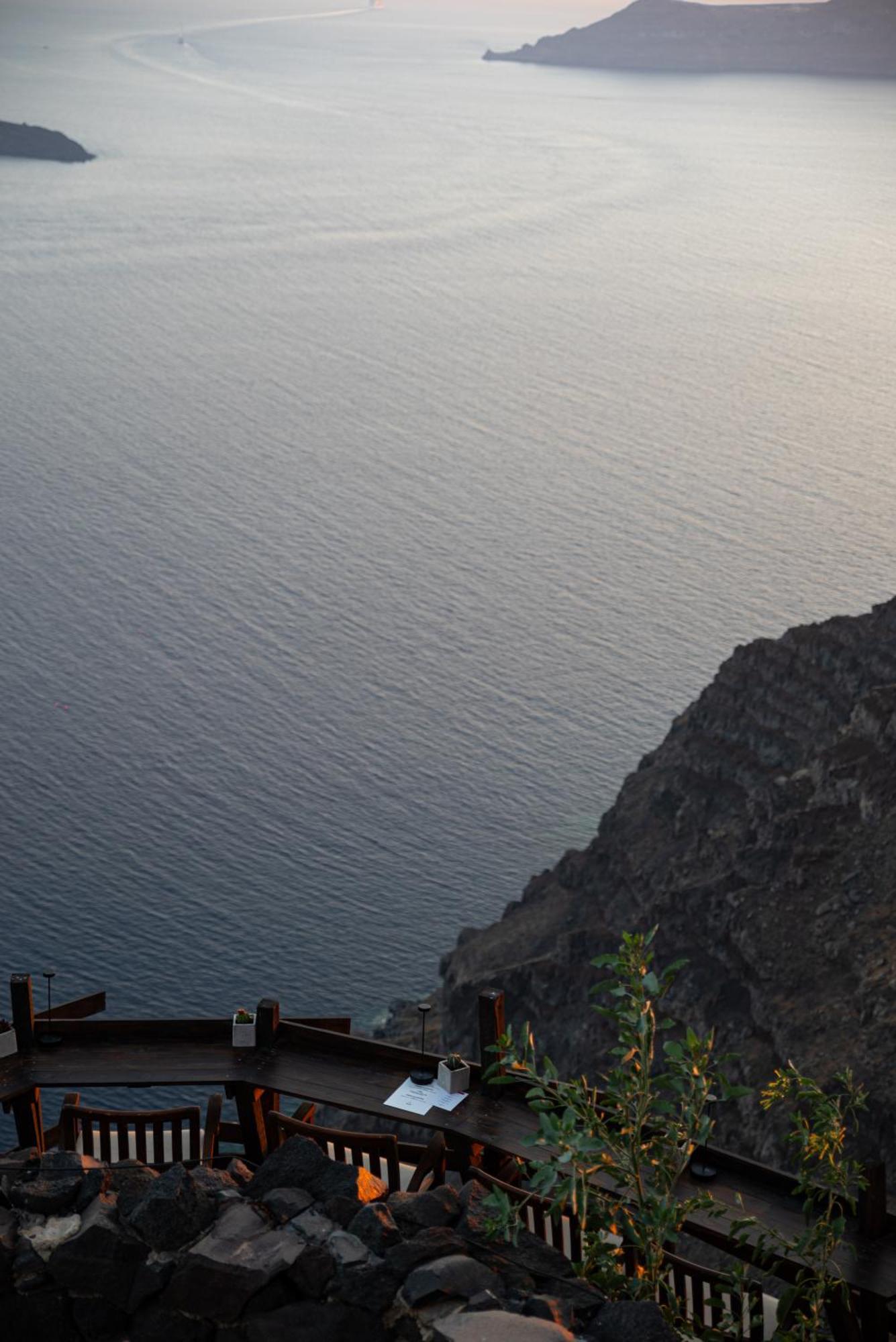 Honeymoon Petra Villas (Adults Only) Imerovigli  Zewnętrze zdjęcie