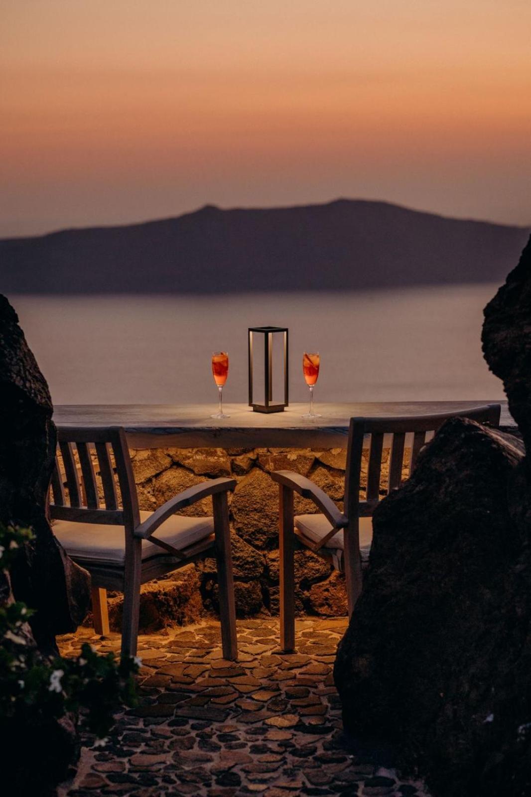Honeymoon Petra Villas (Adults Only) Imerovigli  Zewnętrze zdjęcie